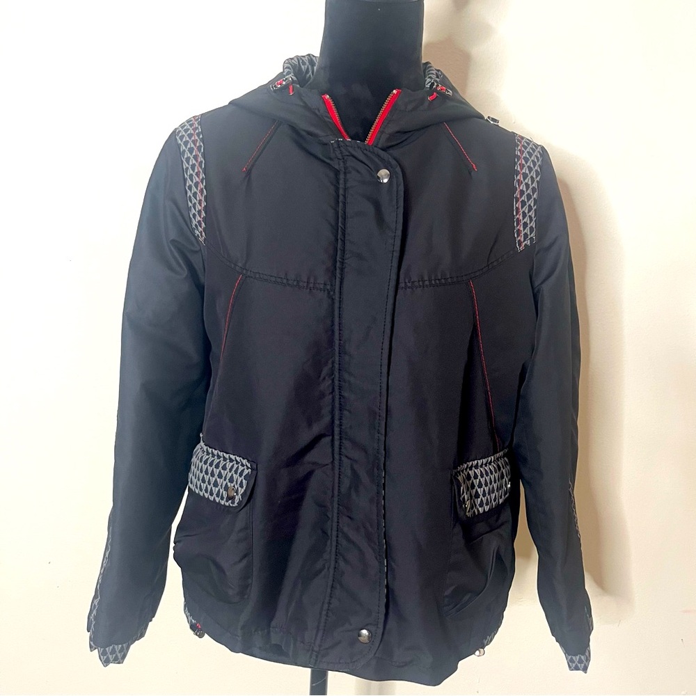 MYUNG SHIN Men’s Black Gray Red Contrast Stitched‎ Hooded Toggle Nylon Jacket XL